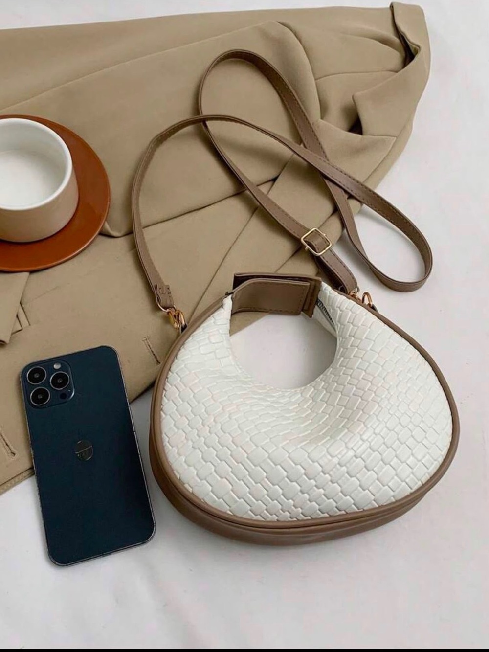 White Woven Crescent Shoulder Bag Crossbody Purse - Picture 3 of 4